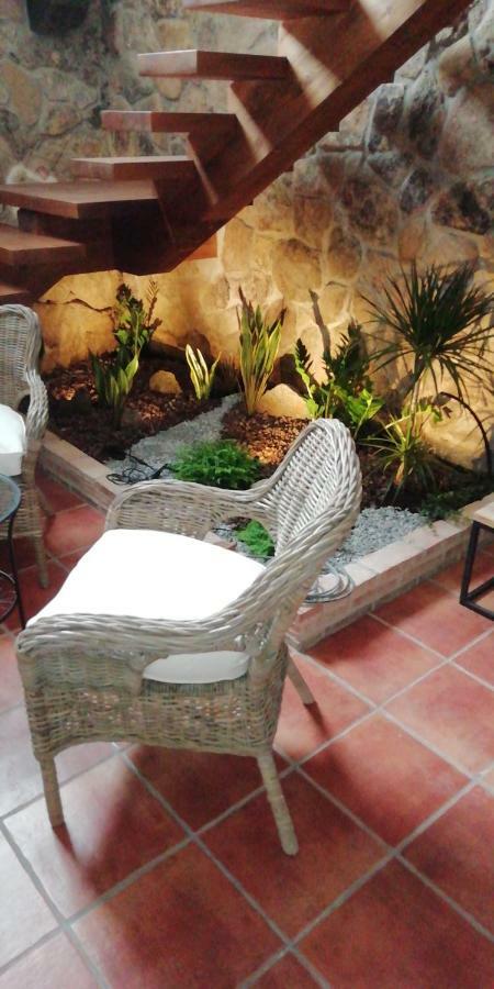 Hospederia El Arco Hotel Villavieja del Lozoya Exterior photo